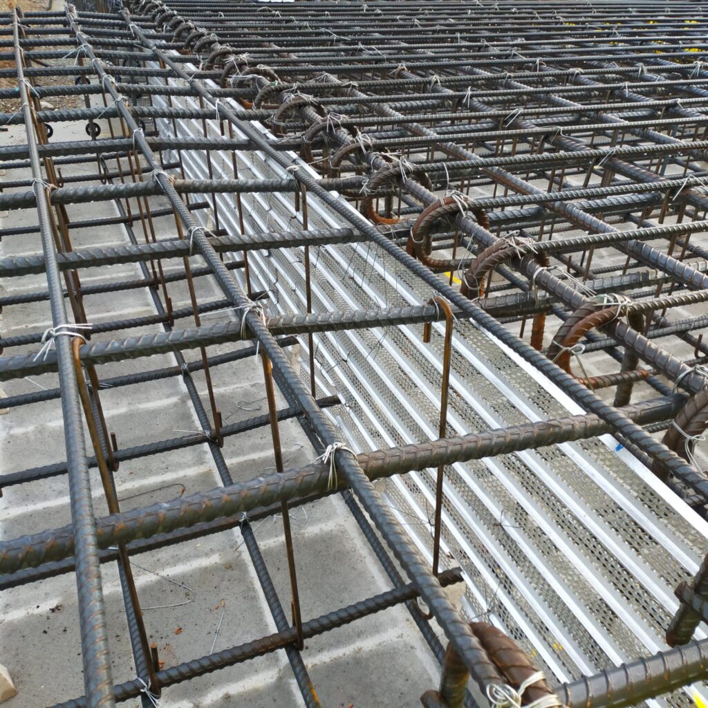 SmartRib Concrete Stop End 2250 x 450mm